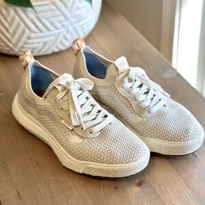 VANS ULTRARANGE VR3 VINTAGE WHITE SNEAKERS